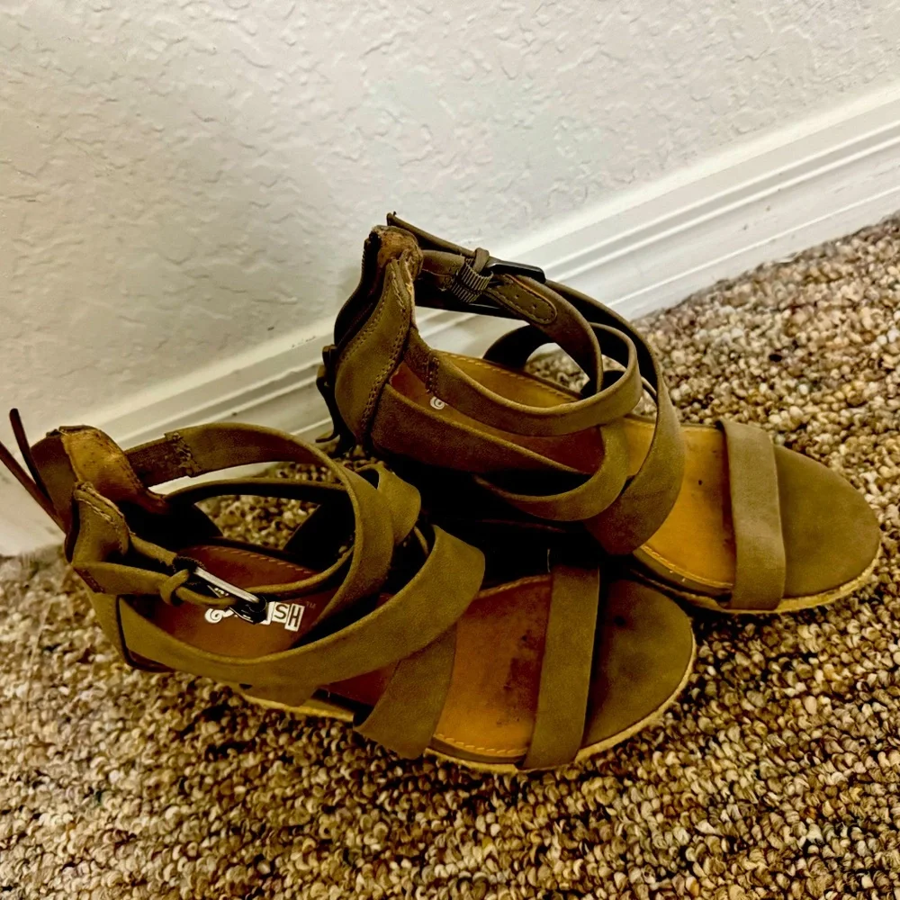 Good condition - Picture 2 of 2